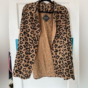 Unisex leopard button up